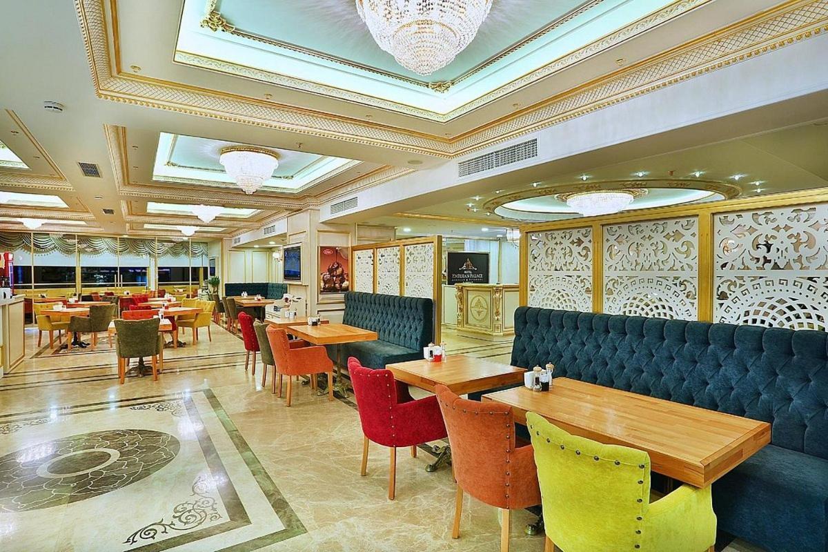 Emirhan Palace Hotel Istanboel Buitenkant foto
