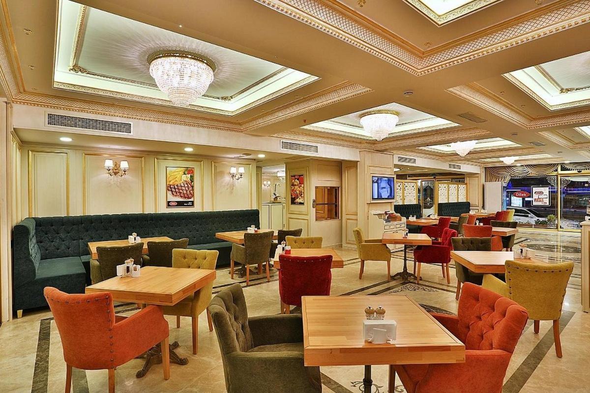 Emirhan Palace Hotel Istanboel Buitenkant foto