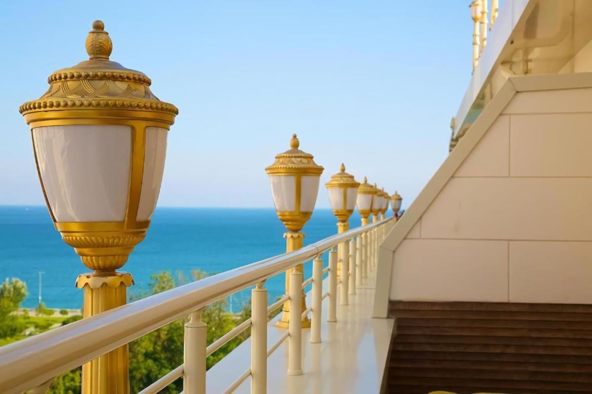 Emirhan Palace Hotel Istanboel Buitenkant foto